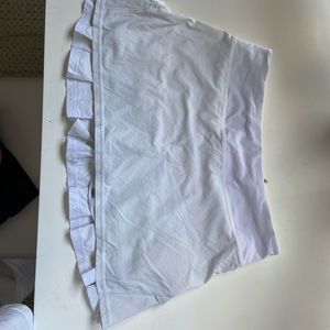 Lululemon White tennis skirt size 4